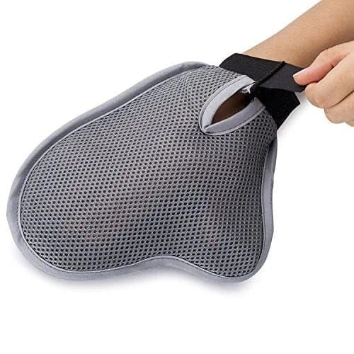 Pet Grooming Glove for Dogs, Cats & AnimalsPet Grooming Glove – Soft Deshedding & Massage Brush for Dogs, Cats & Other Pets
