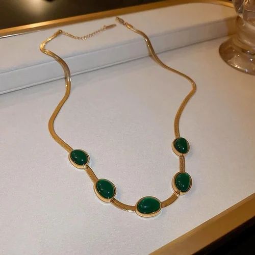 Oval Green Crystal Necklace & Bracelet Set – Elegant Fashion Jewelry Set for Women & Girls