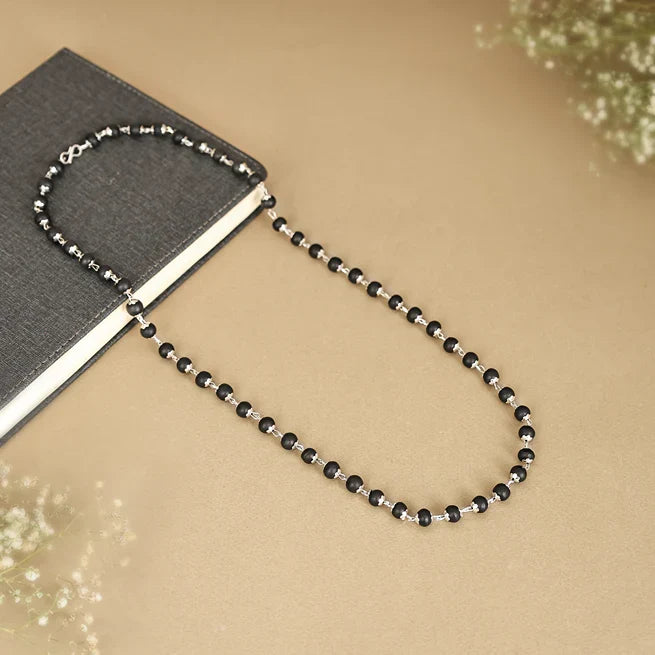 Karungali Black Wood Mala – Traditional Black Bead Mala for Spiritual & Devotional Wear | Pack of 1